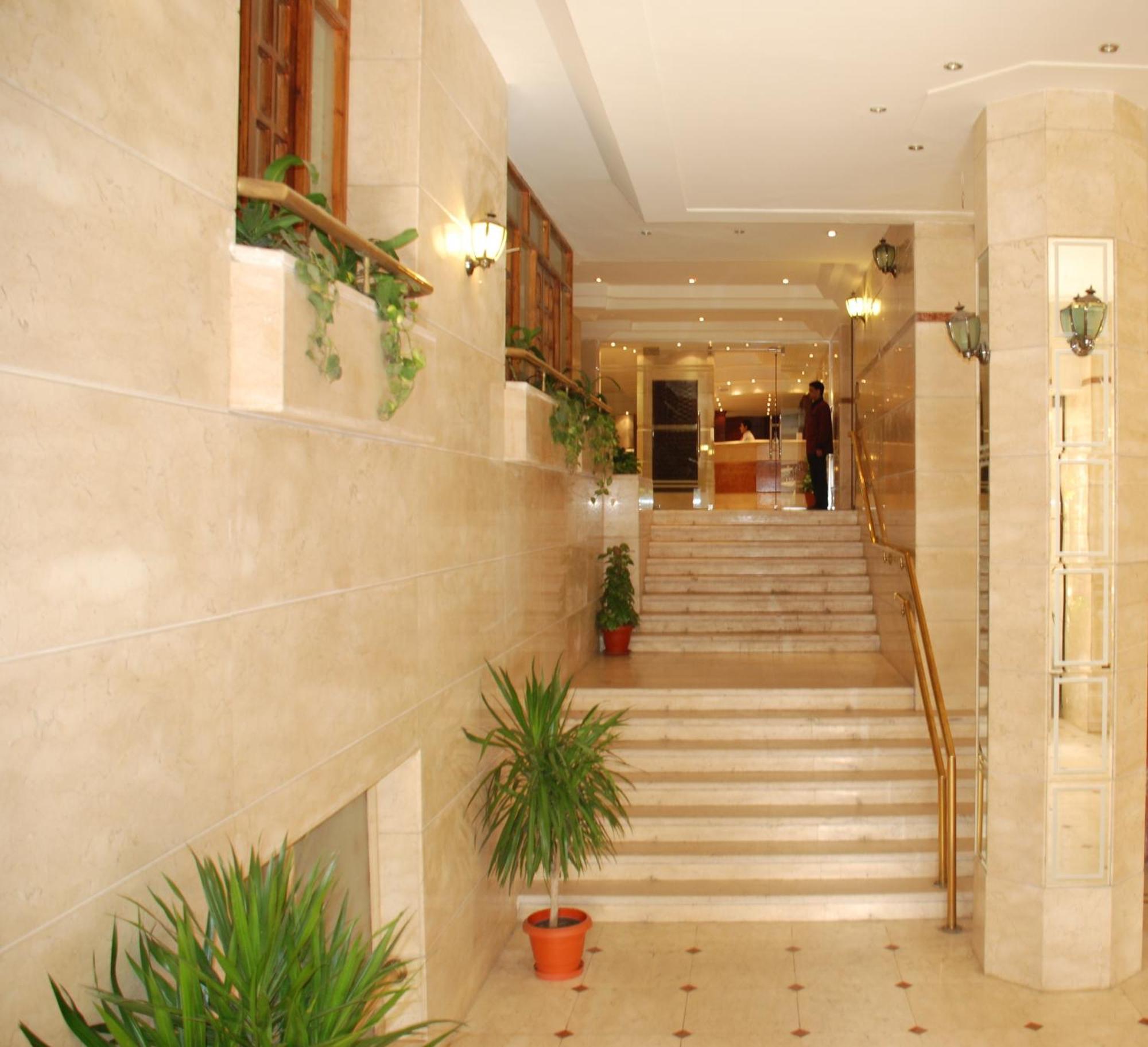 Aura Inn Hotel Cairo Giza Exterior foto